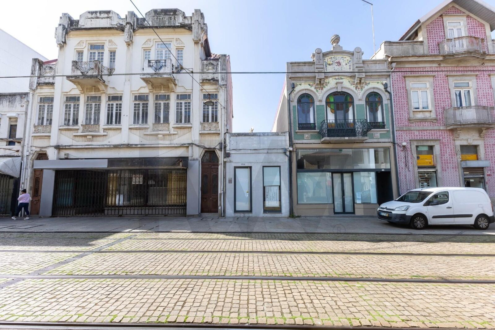 Prédio com logradouro em Matosinhos