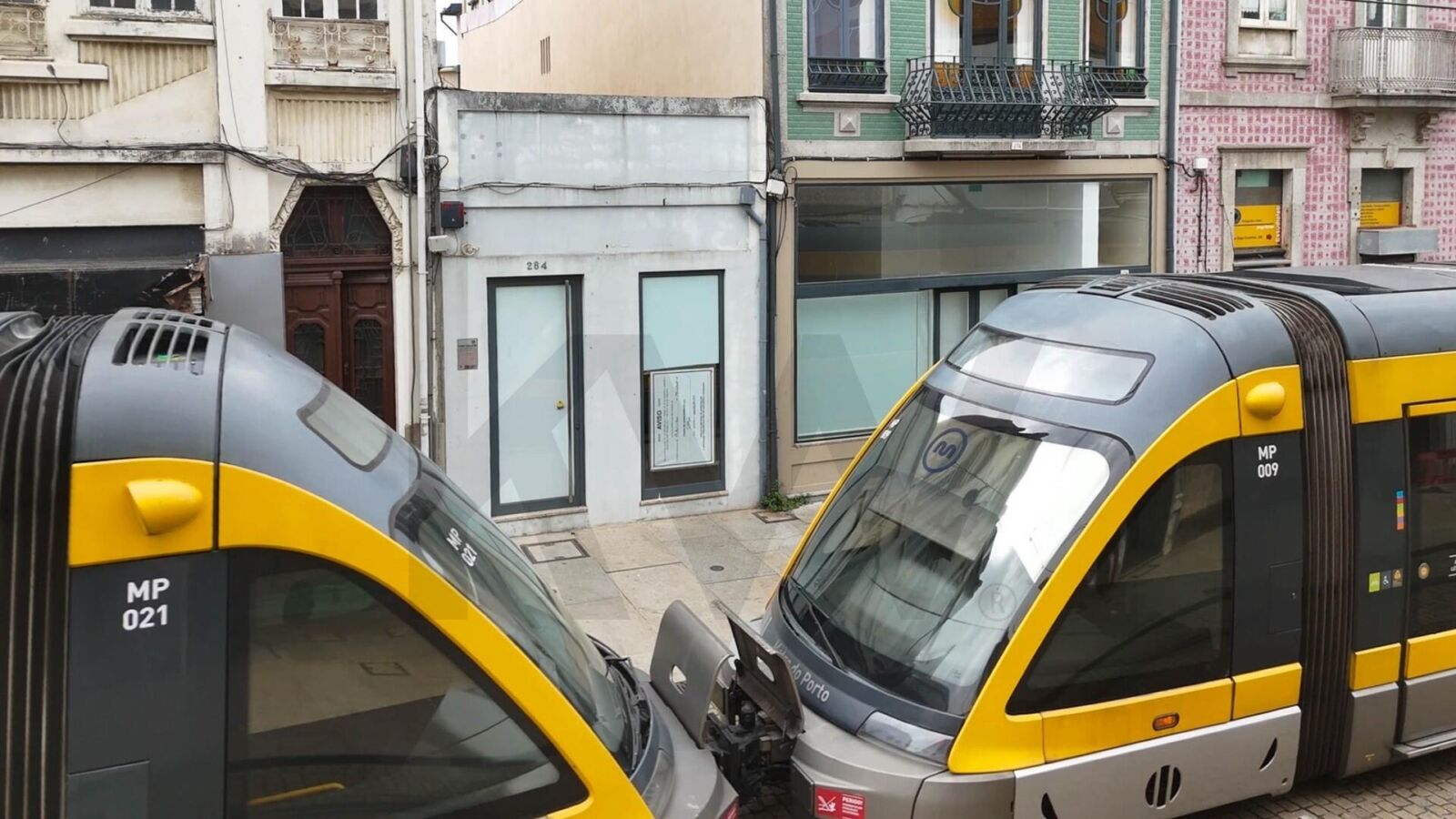 Prédio com logradouro em Matosinhos
