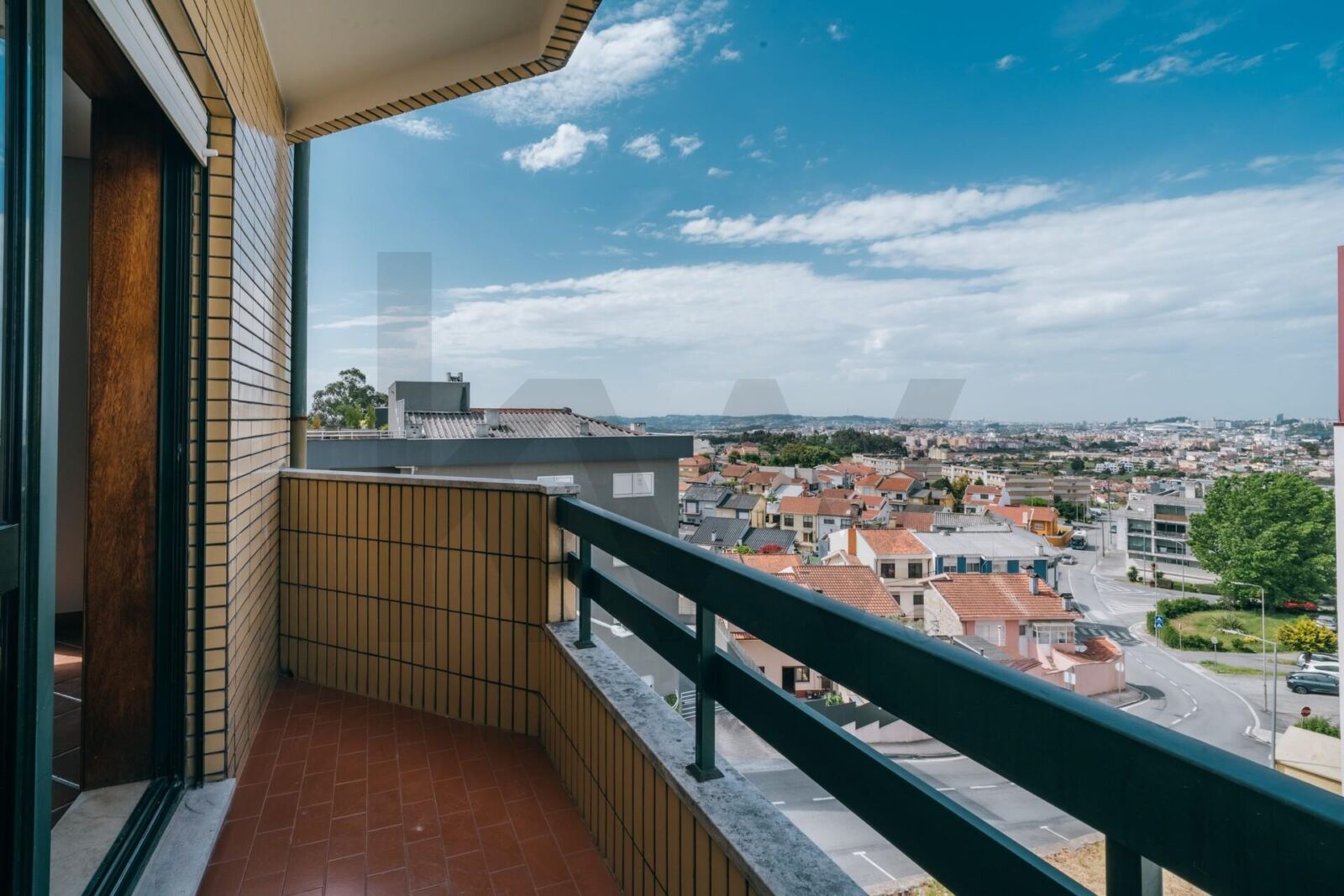 Apartamento T2 renovado em Baguim do Monte