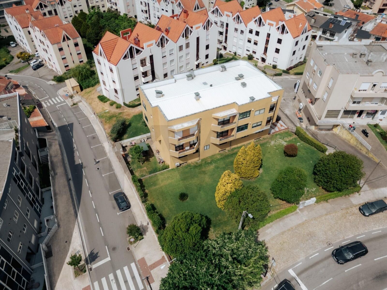 Apartamento T2 renovado em Baguim do Monte