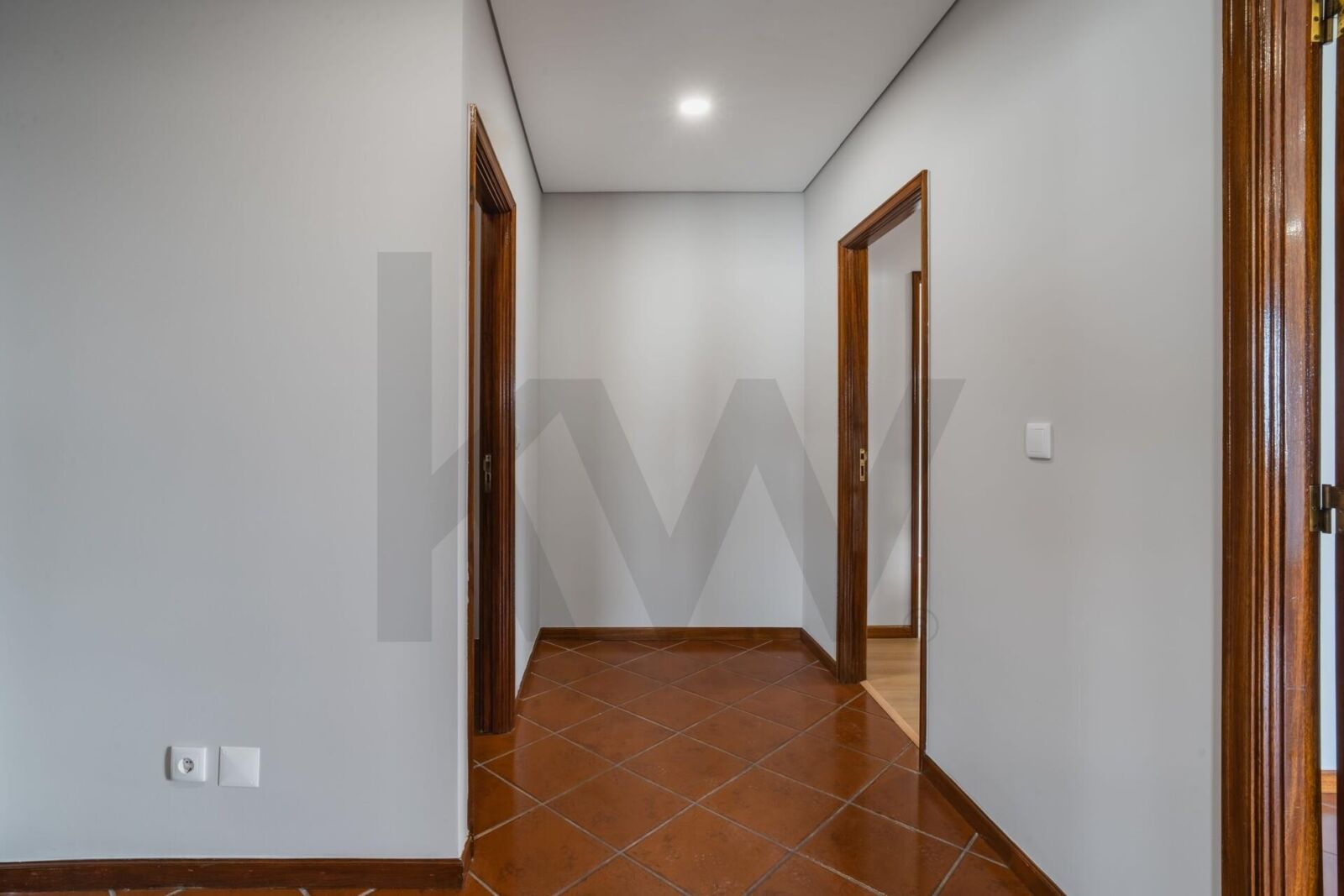 Apartamento T2 renovado em Baguim do Monte