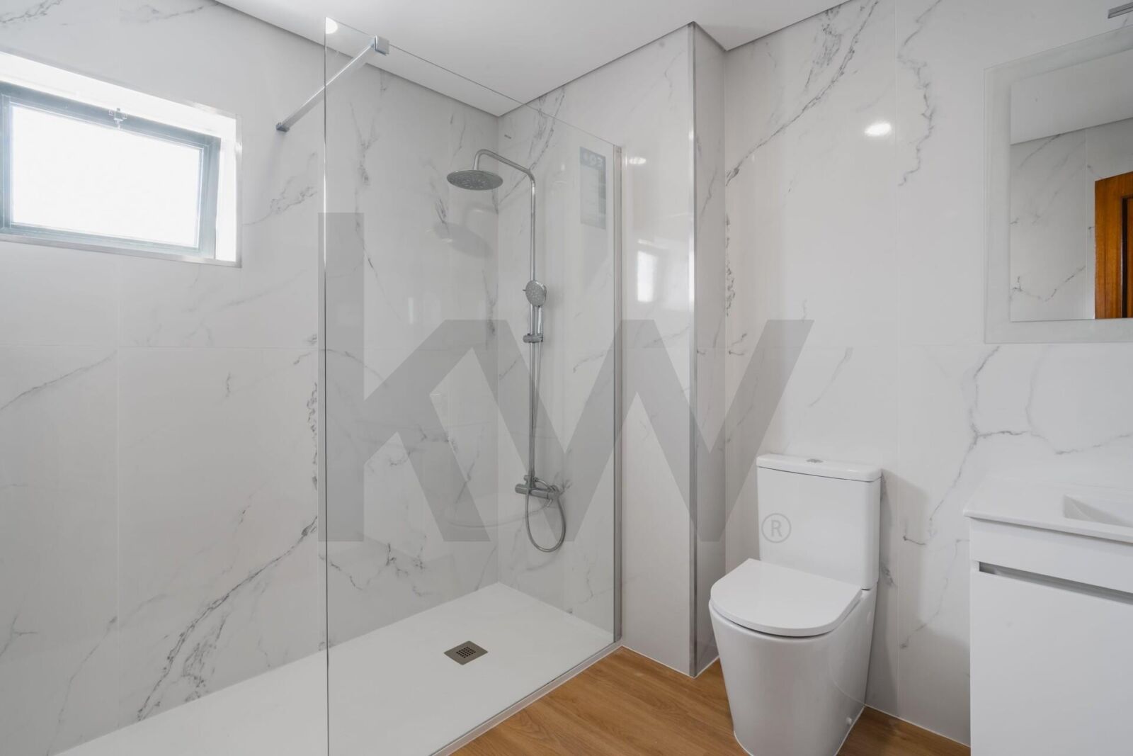 Apartamento T2 renovado em Baguim do Monte
