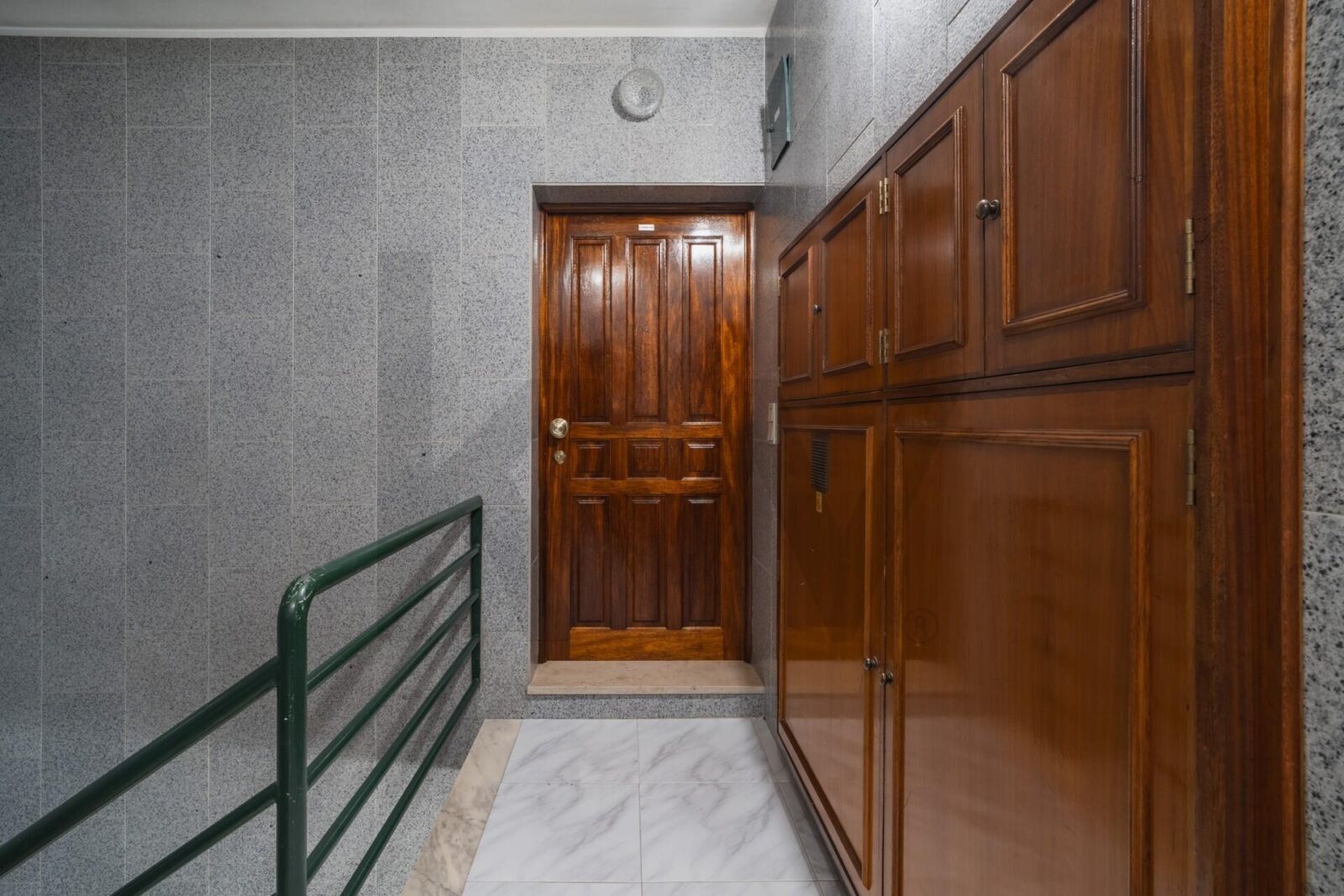 Apartamento T2 renovado em Baguim do Monte