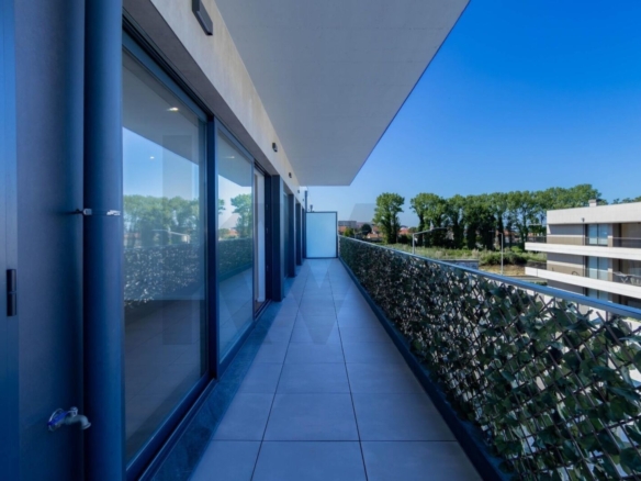 Apartamento T3 novo em Canidelo