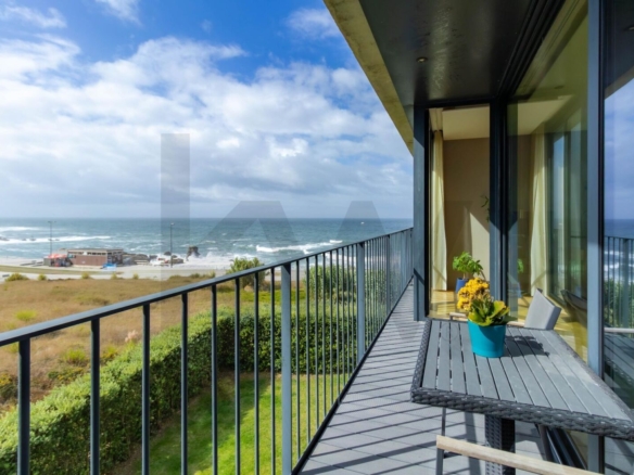 Apartamento T3 com piscina em Vila Nova de Gaia