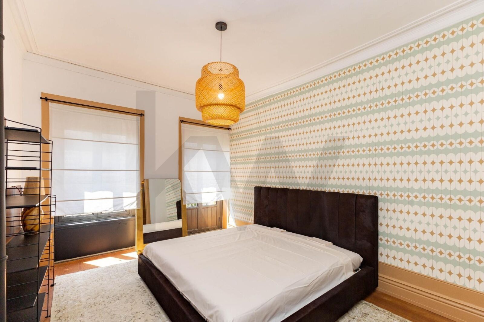 Moradia T3+1 renovada com jardim em Bonfim