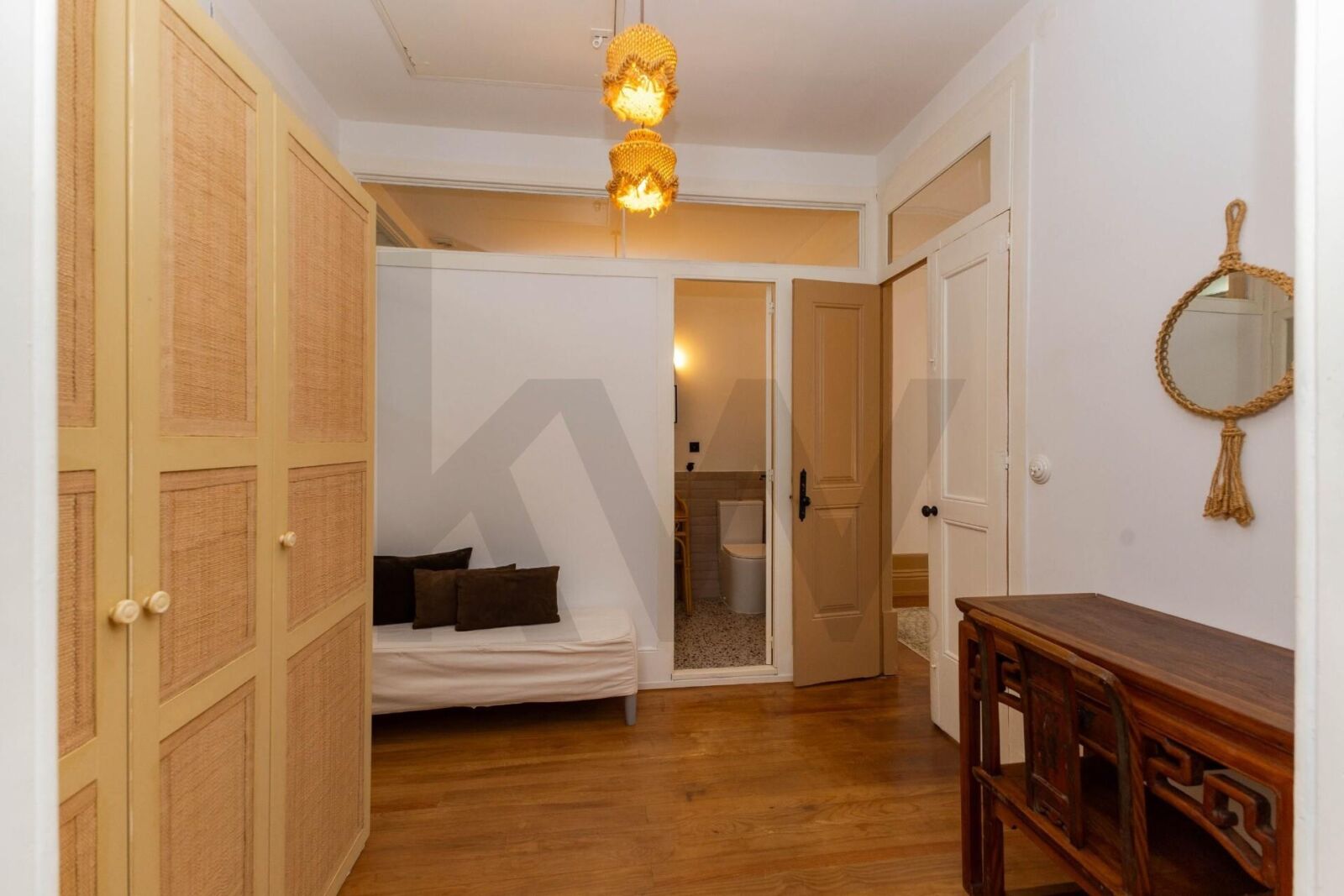 Moradia T3+1 renovada com jardim em Bonfim