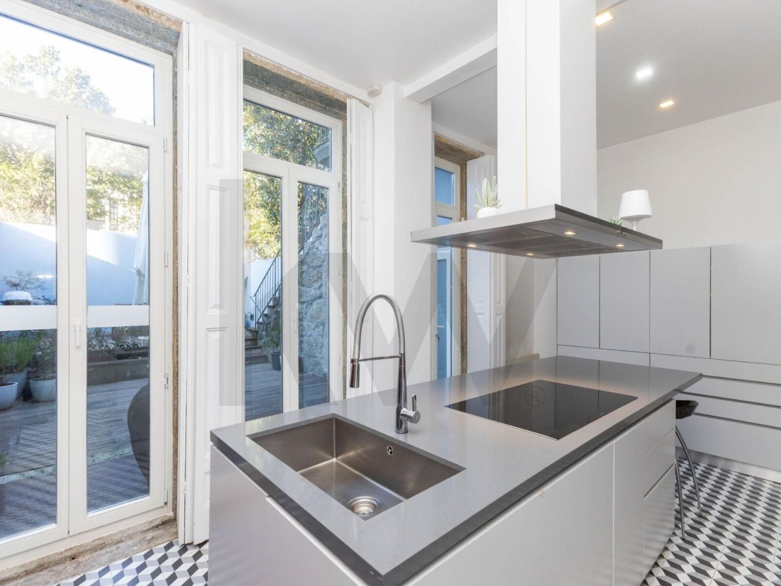 Moradia T4 com terraço em Bonfim