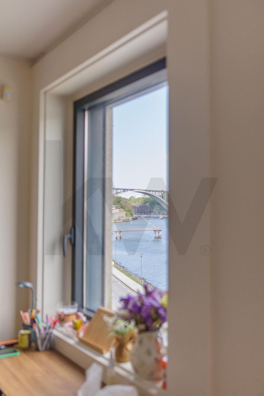 Apartamento T4 novo com jardim em Santa Marinha