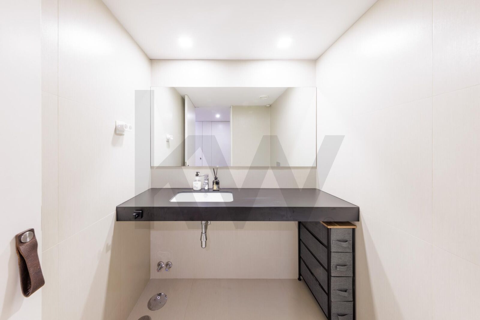 Apartamento T4 novo com jardim em Santa Marinha