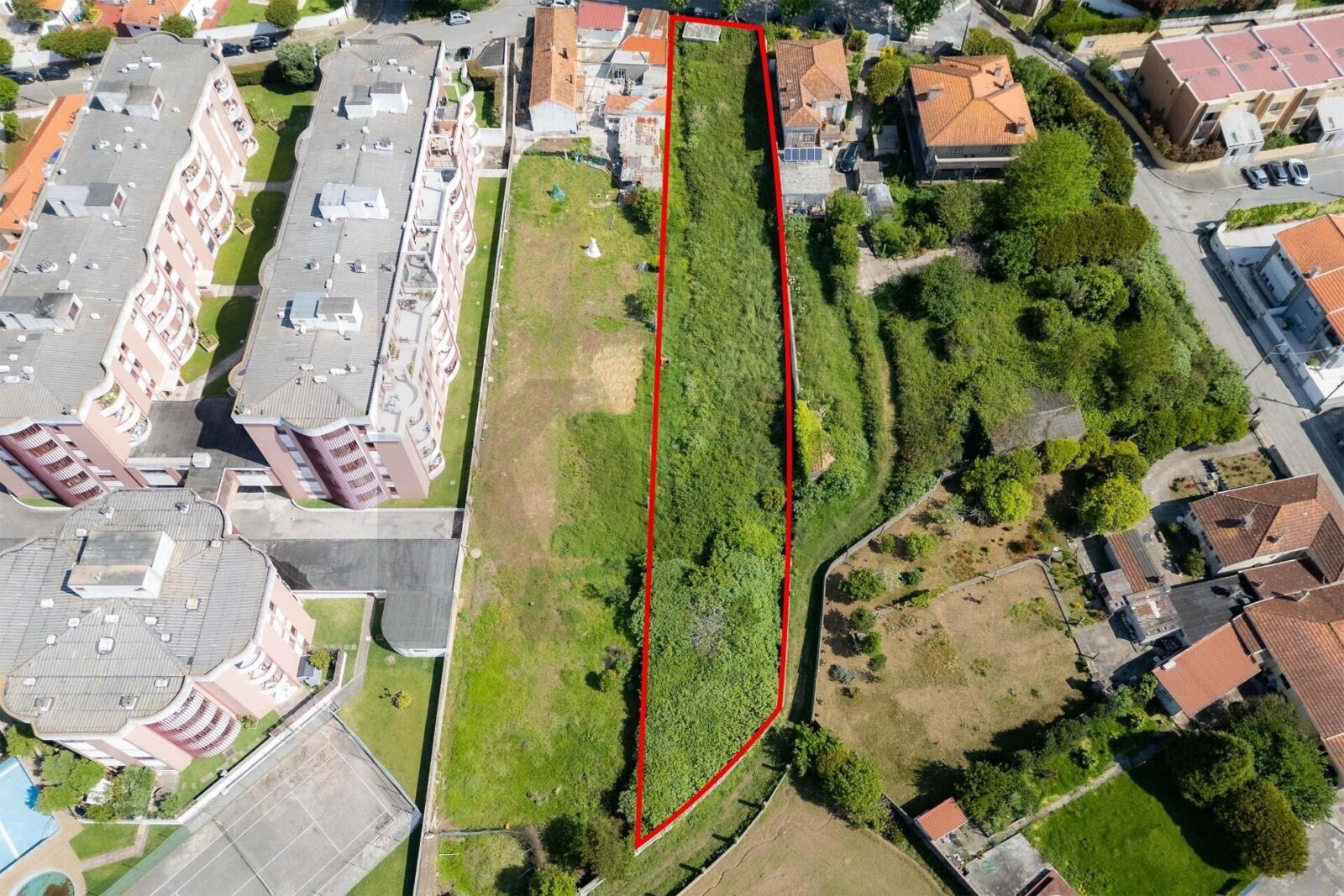 Terreno com projeto em Praia de Francelos