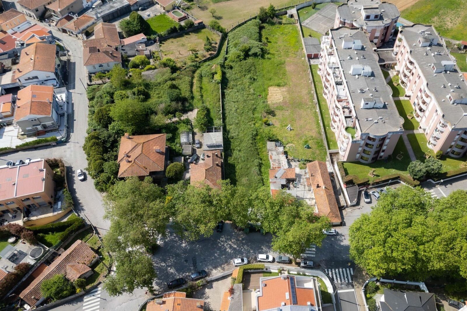 Terreno com projeto em Praia de Francelos